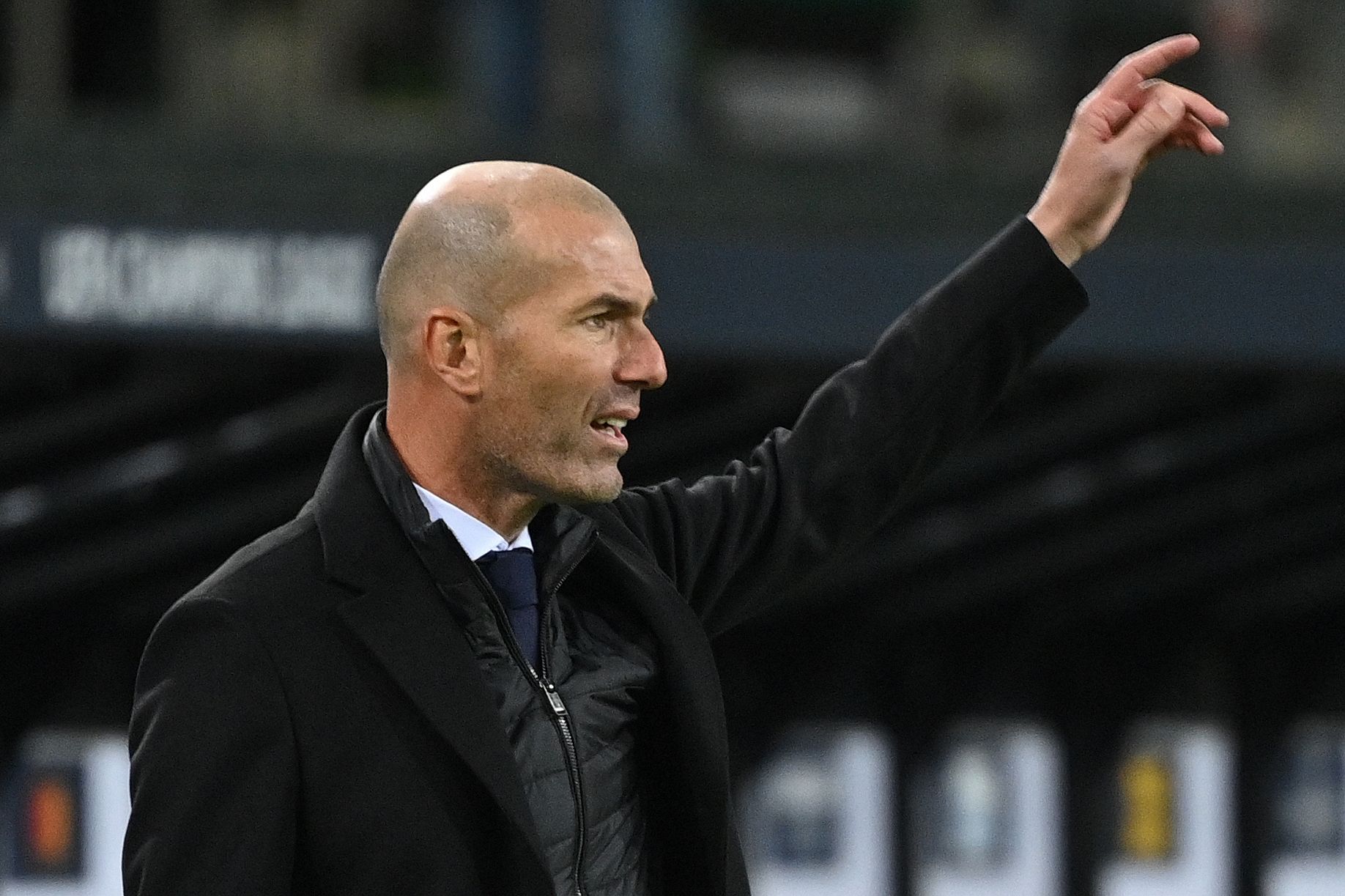 ¡El Real Madrid contacta con Zinedine Zidane!