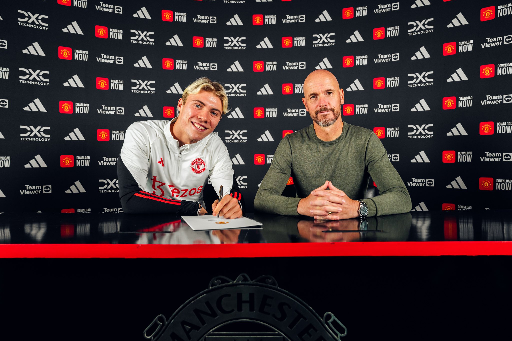 OFICIAL: Rasmus Hojlund es nuevo jugador del Manchester United