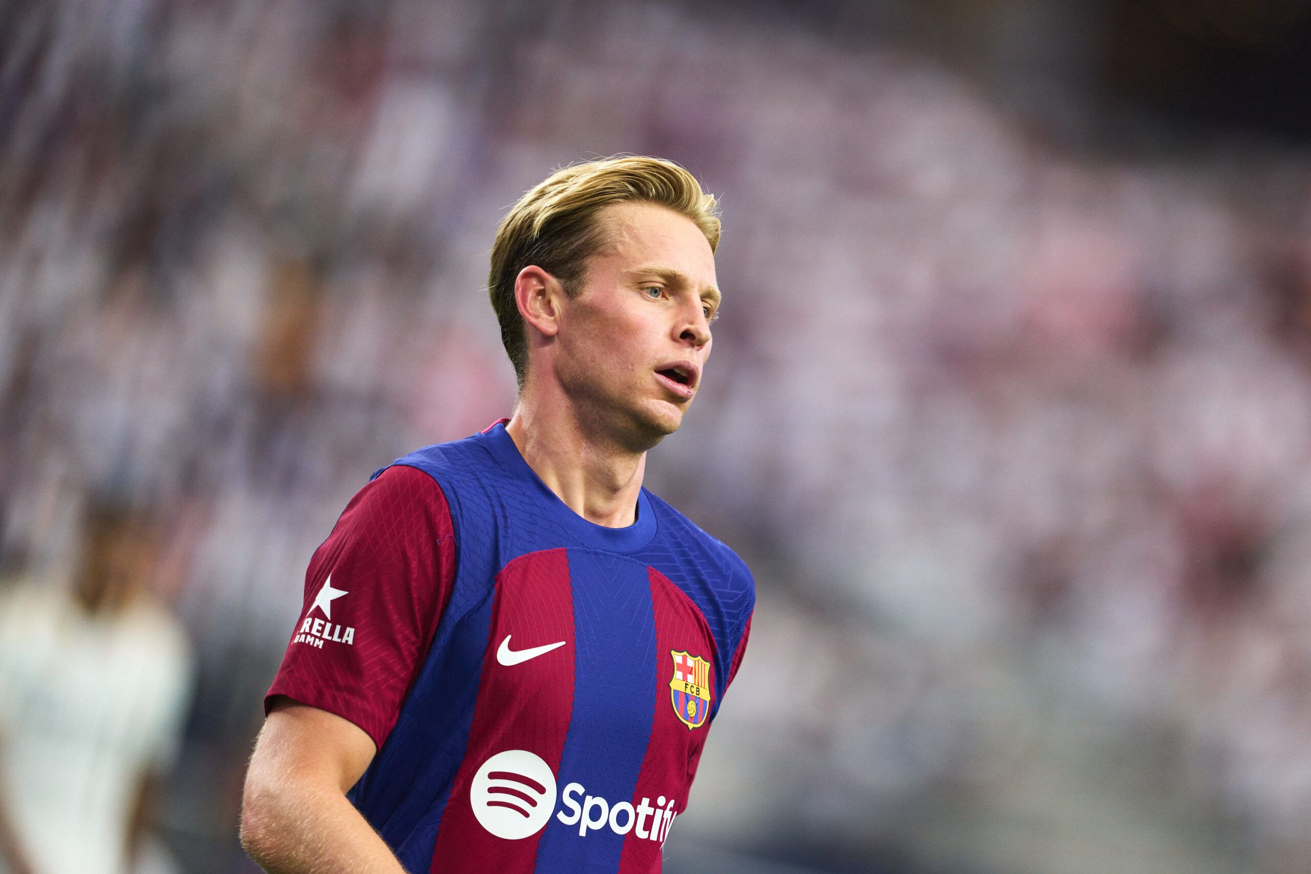 El Barça fija un precio por Frenkie de Jong